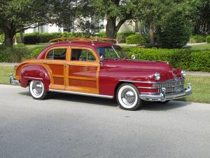 Chrysler Town & Country Windsor Sedan